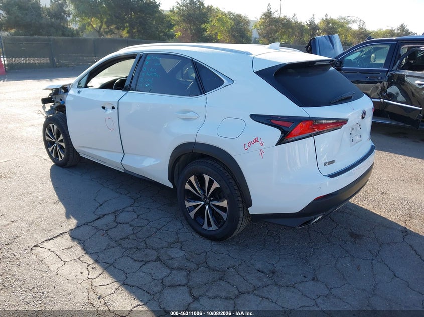 LEXUS NX 300 - zdjęcie 3