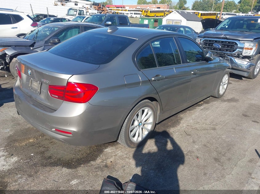 BMW 320I - zdjęcie 4