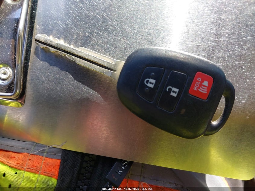 SCION XD 2013 VIN JTKKUPB47D1039070