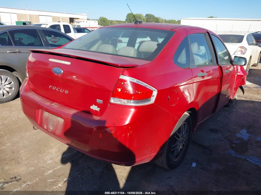 Vin: 1fahp3fn0bw189886, lot: 46811353, ford focus se 20114
