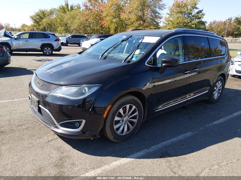 Vin: 2c4rc1bg0jr261909, lot: 46811407, chrysler pacifica touring l 20182