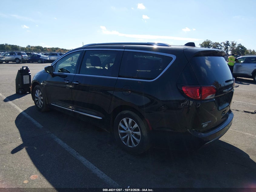 Vin: 2c4rc1bg0jr261909, lot: 46811407, chrysler pacifica touring l 20183