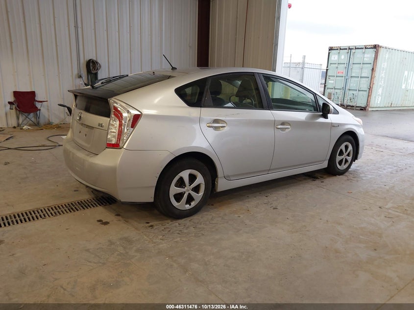 Vin: jtdkn3du2d5564931, lot: 46811676, toyota prius two 20134
