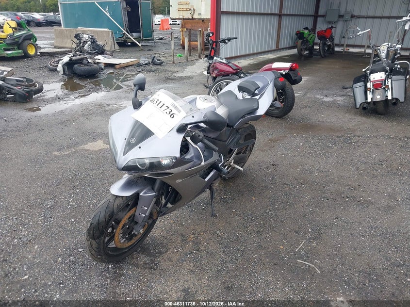 YAMAHA YZFR1 2004