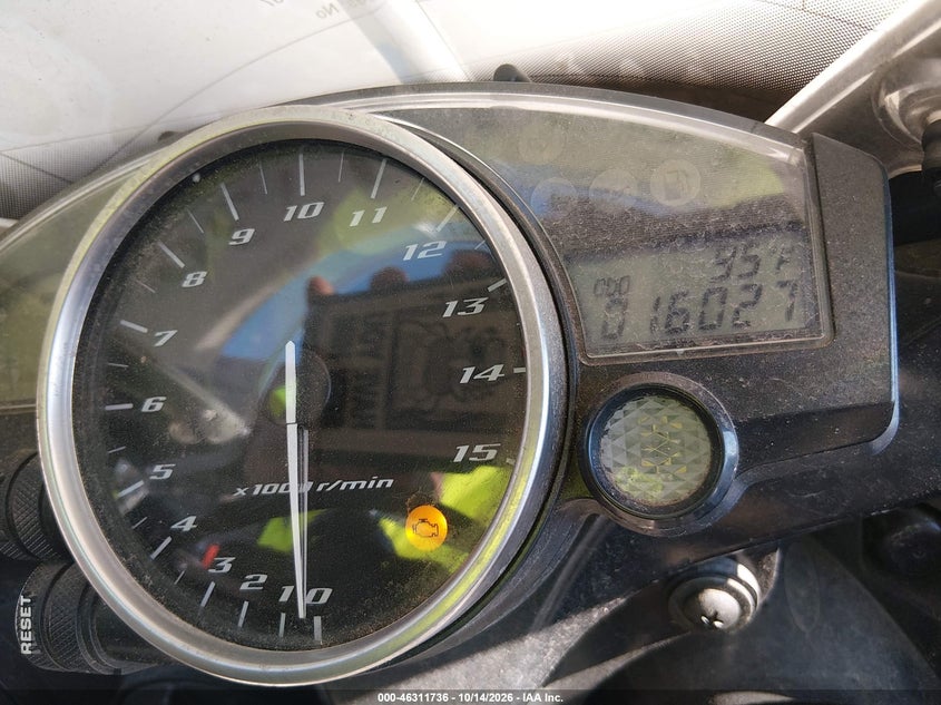 YAMAHA YZFR1 2004