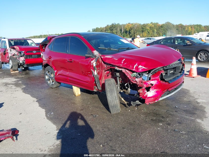 Vin: 1fmcu9mn2pub13362, lot: 46811990, ford escape st-line 20231