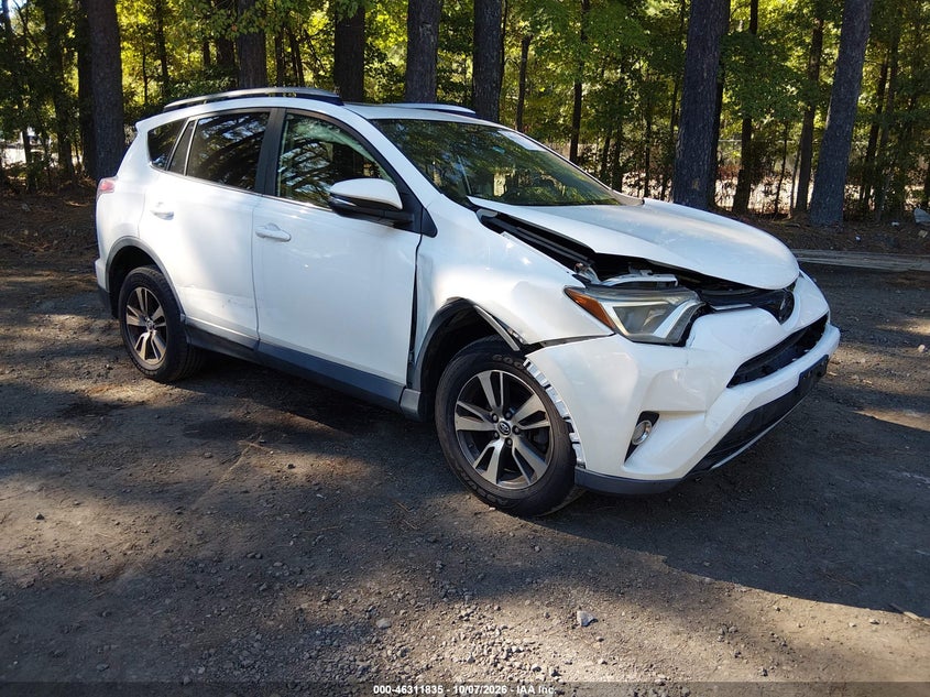 Vin: jtmrfrev3jj716952, lot: 46812035, toyota rav4 xle 20181