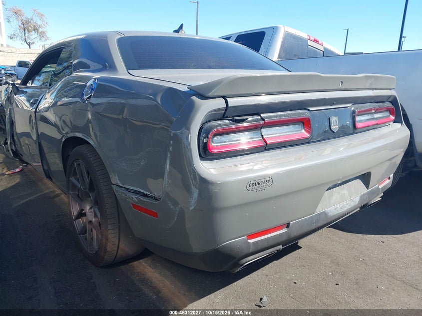 Vin: 2c3cdzbt7hh555181, lot: 46812227, dodge challenger r/t plus 20173