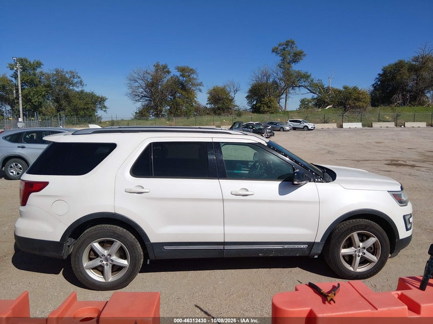 2016 FORD EXPLORER XLT · Фото 13