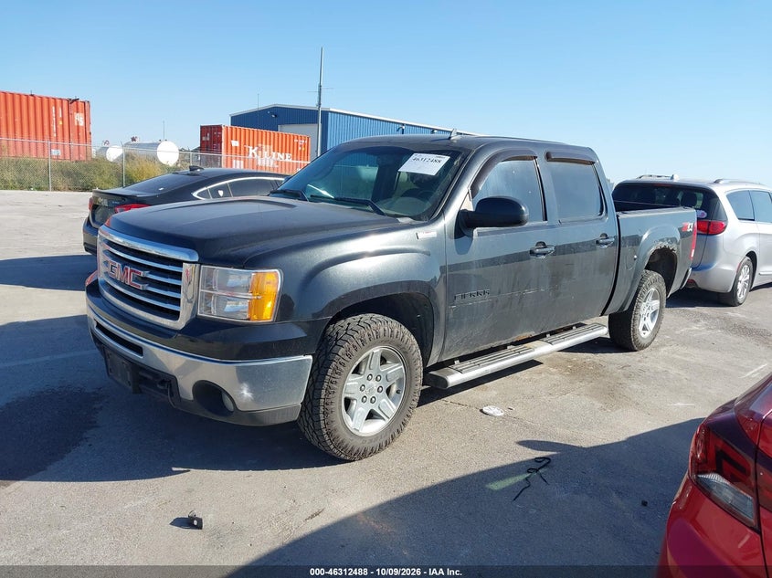 2010 GMC Sierra 1500 Slt, Normal Wear & Tear, IAAI, VIN 3GTRKWE32AG158814 — photo 2