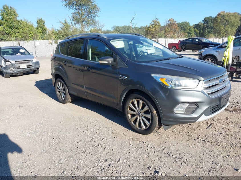 Vin: 1fmcu9j92hud95608, lot: 46812923, ford escape titanium 20171