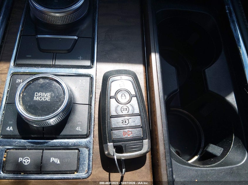 FORD EXPEDITION MAX 2018 VIN 1FMJK1MT5JEA13576