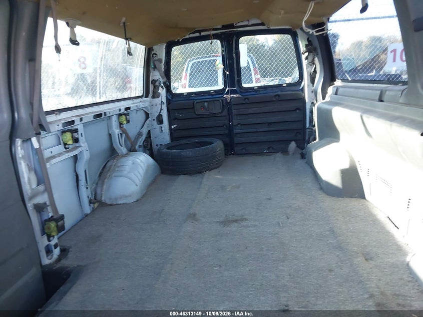 2007 CHEVROLET EXPRESS LS · Photo 8