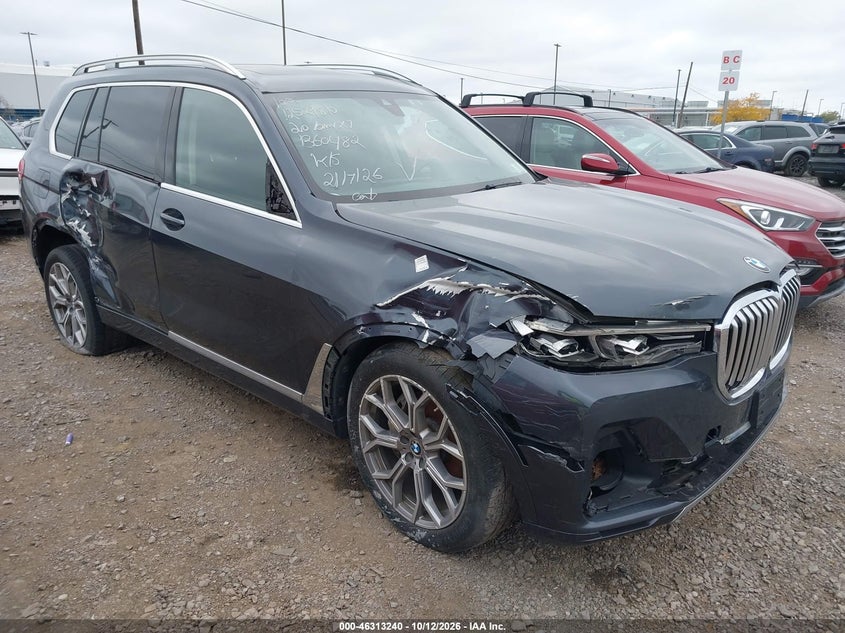 BMW X7 - zdjęcie 1