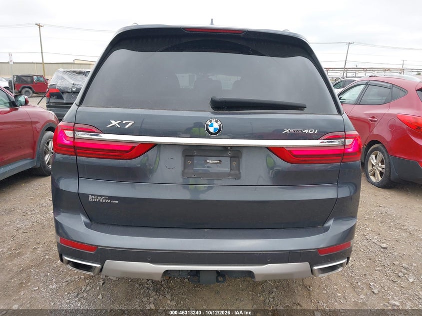 BMW X7 - zdjęcie 17