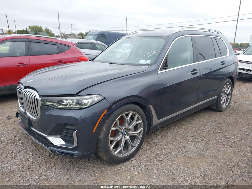BMW X7 - zdjęcie 2