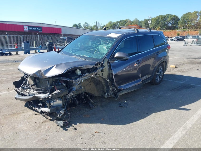 Vin: 5tdzzrfh9ks362584, lot: 46813471, toyota highlander le 20192