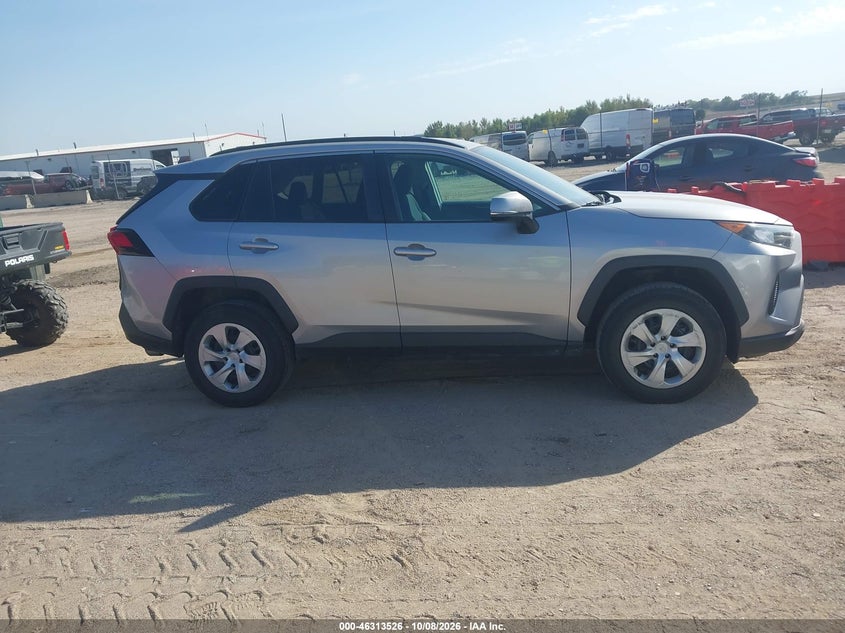 TOYOTA RAV4 - zdjęcie 14
