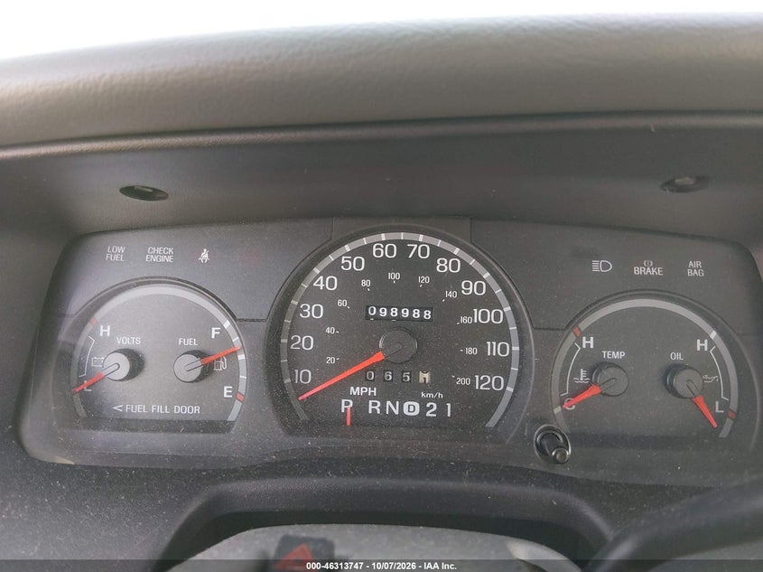 FORD CROWN VICTORIA 2003 VIN 2FAFP74W83X193409