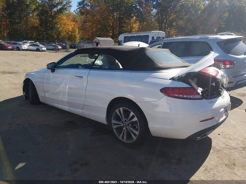 Vin: wddwk4kb1hf565799, lot: 46814064, mercedes-benz c 300 4matic 20173