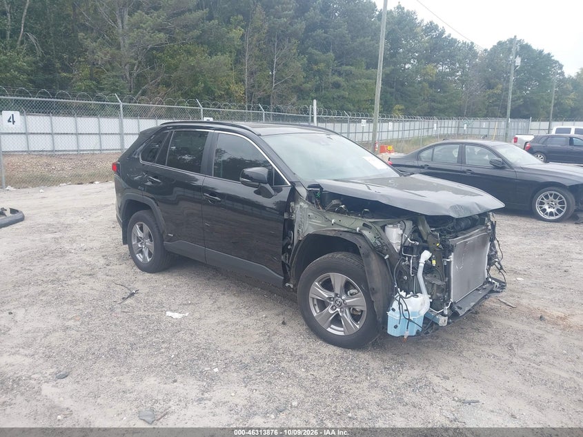 2024 TOYOTA RAV4 HYBRID XLE