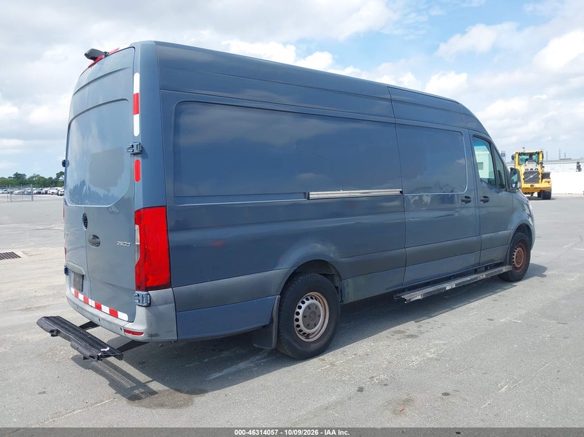 2019 MERCEDES-BENZ SPRINTER 2500 HIGH ROOF V6 · Фото 4
