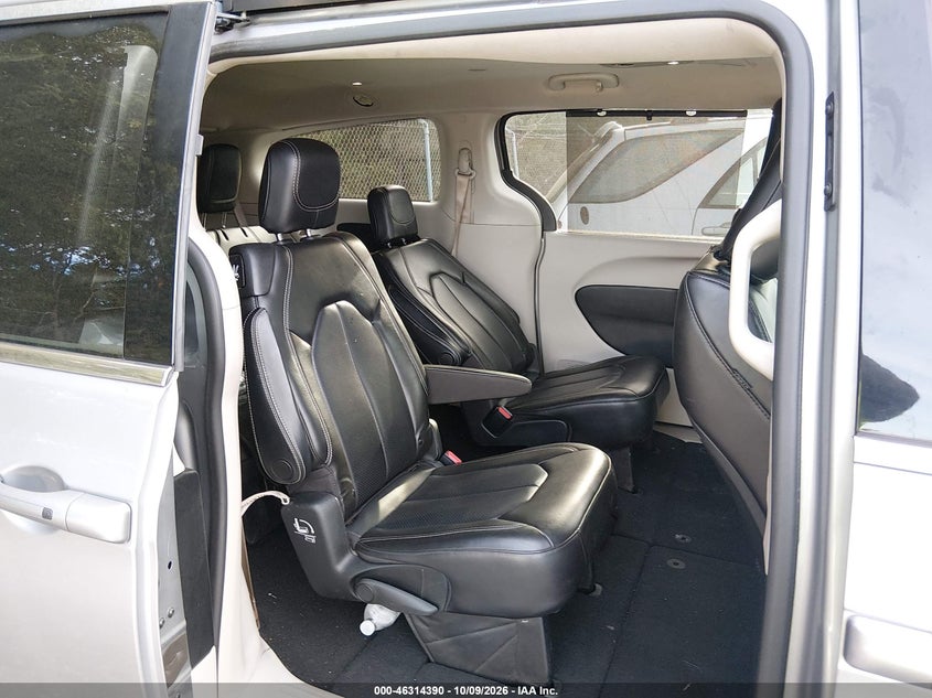 2021 CHRYSLER VOYAGER LXI · Photo 8