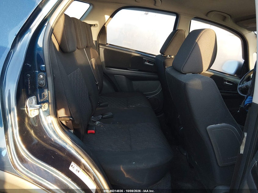 2008 SUZUKI SX4 CONVENIENCE/TOURING · Фото 8