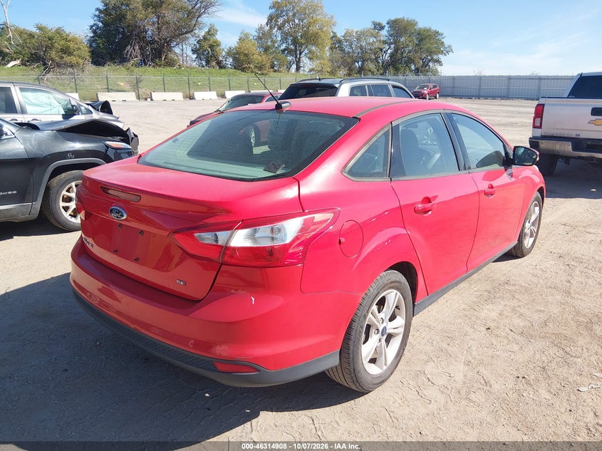 2013 FORD FOCUS SE · Фото 4