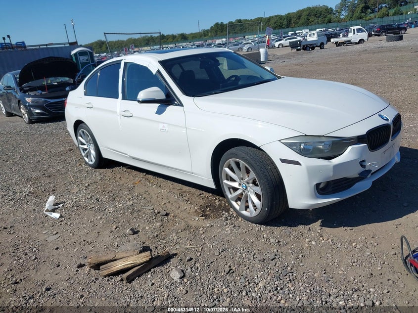 Vin: wba3c3g56fnt53195, lot: 46815135, bmw 320i xdrive 2015 img_1