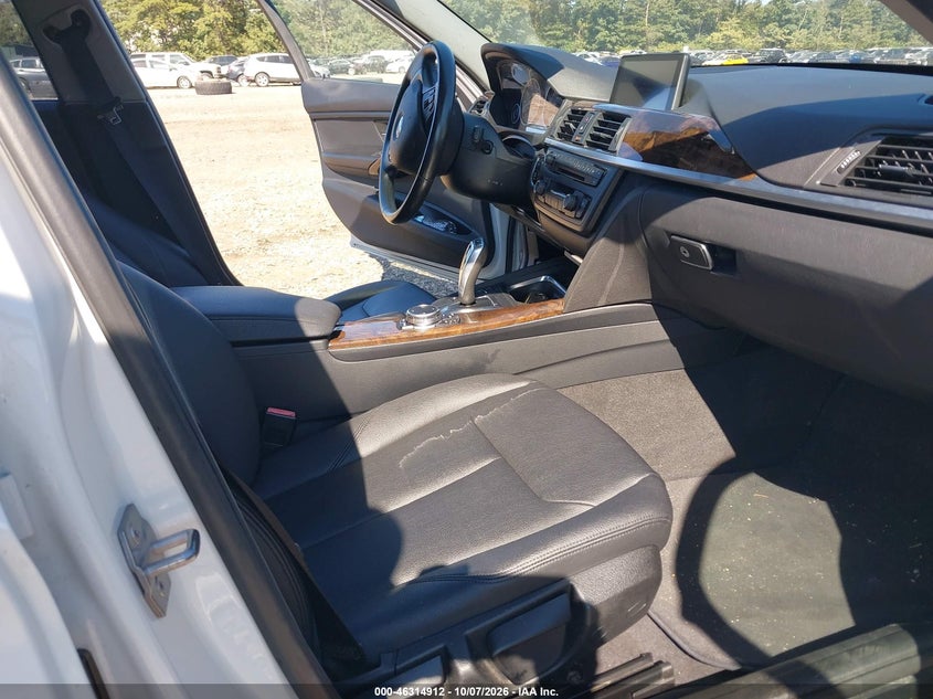 2015 BMW 320I XDRIVE · Photo 5