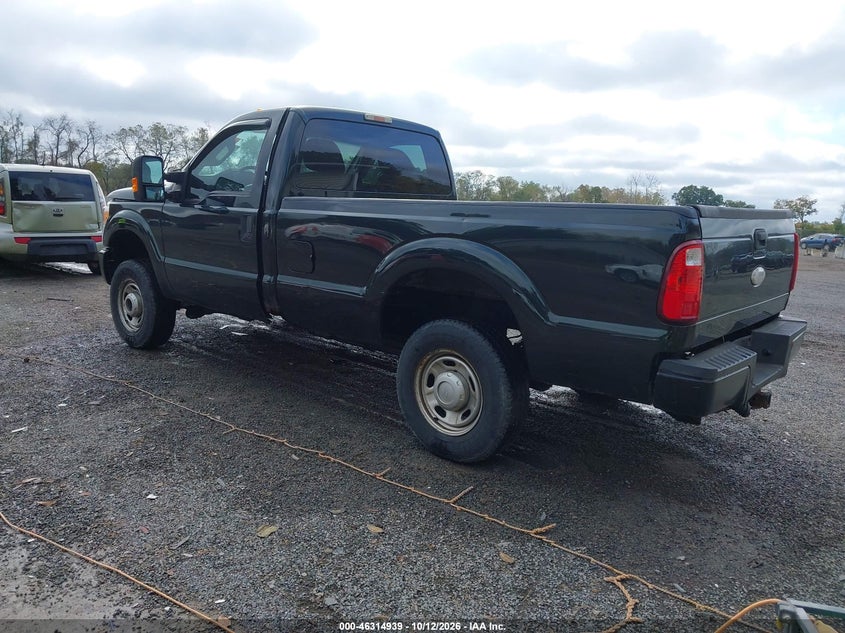 2012 FORD F-250 XL · Фото 3