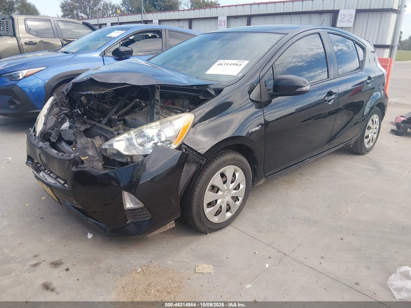 Vin: jtdkdtb33d1050431, lot: 46815207, toyota prius c three 20132