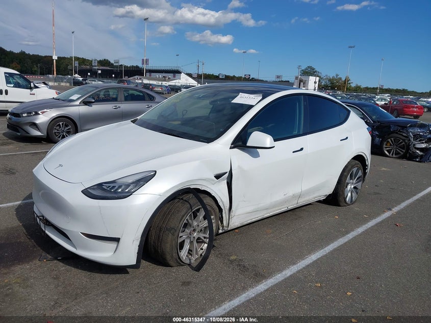 TESLA MODEL Y - zdjęcie 6