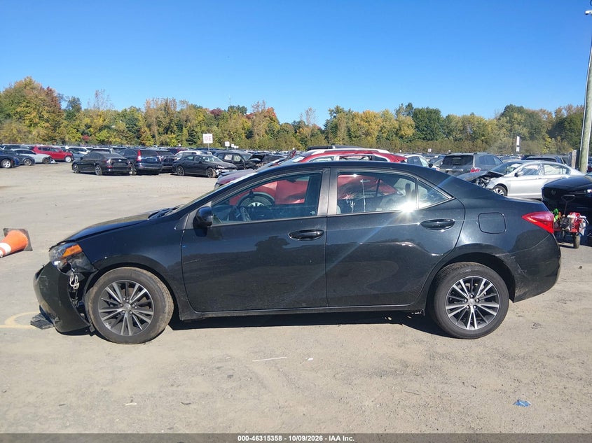 TOYOTA COROLLA - zdjęcie 14