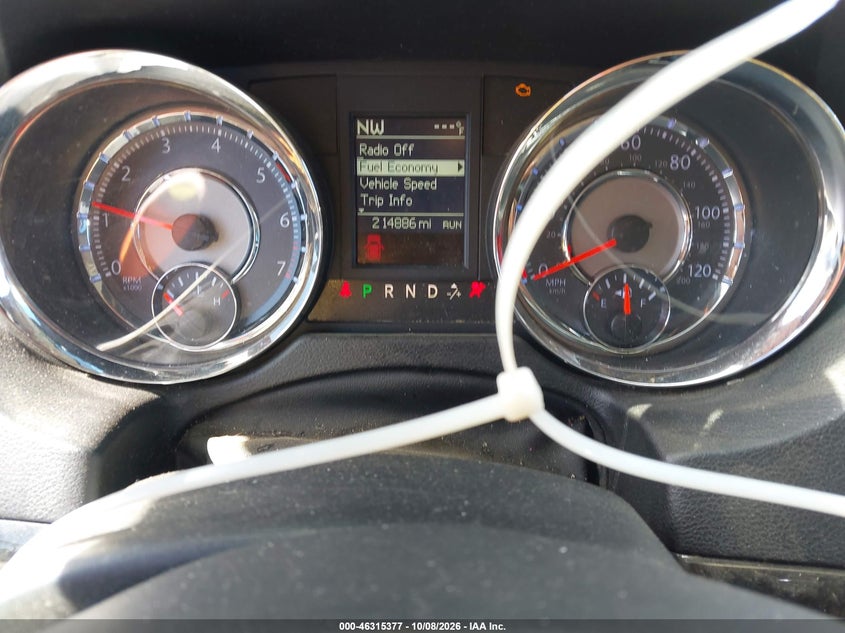 2013 CHRYSLER TOWN & COUNTRY TOURING · Фото 7
