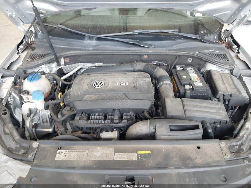 2017 VOLKSWAGEN PASSAT 1.8T SEL PREMIUM · Photo 10