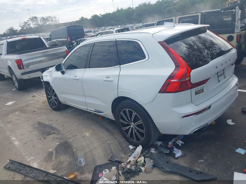 VOLVO XC60 - zdjęcie 3