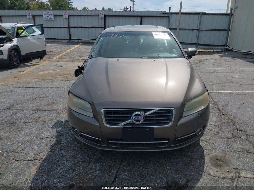 2010 VOLVO S80 3.2 · Фото 11