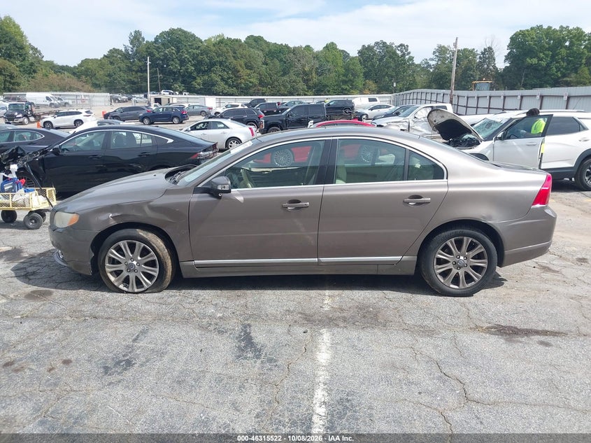 2010 VOLVO S80 3.2 · Фото 13