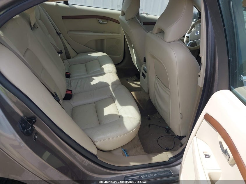 2010 VOLVO S80 3.2 · Фото 8