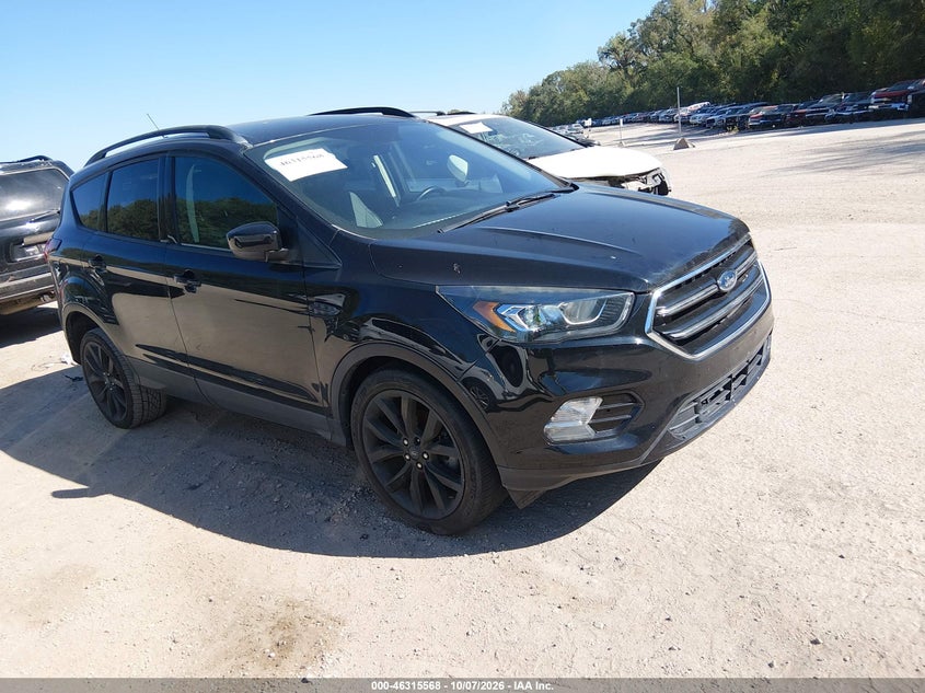 Vin: 1fmcu0gd8kua64482, lot: 46815790, ford escape se 2019 img_1