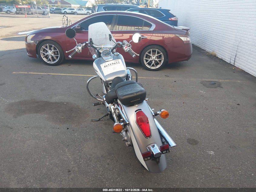 HONDA VT750 2006