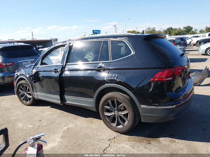 Vin: 3vv3b7ax2nm132016, lot: 46815852, volkswagen tiguan 2.0t se 20223