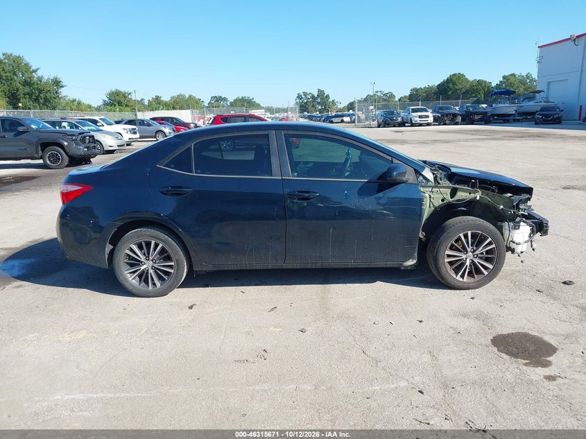 TOYOTA COROLLA - zdjęcie 14