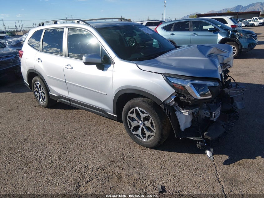 Vin: jf2skaec1nh408657, lot: 46815948, subaru forester premium 20221