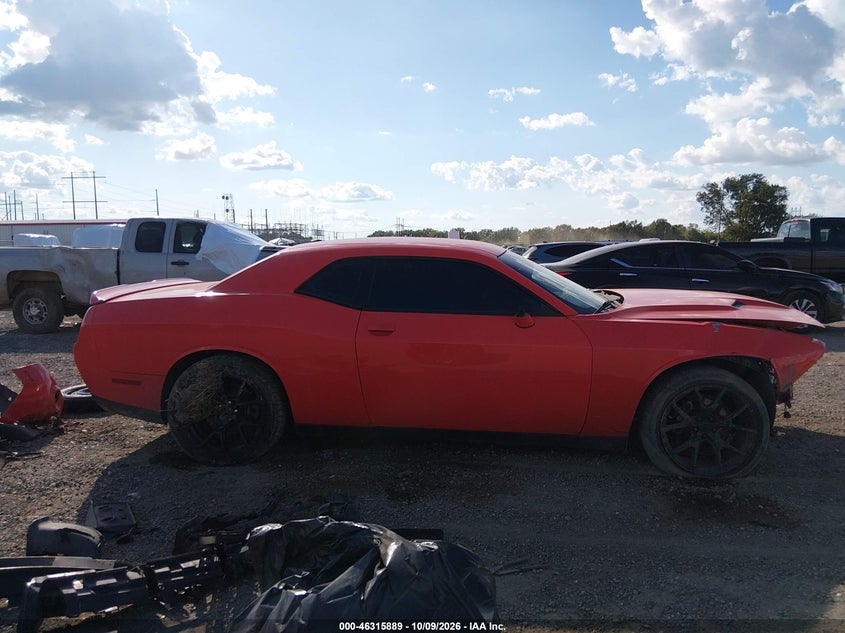 DODGE CHALLENGER - zdjęcie 14