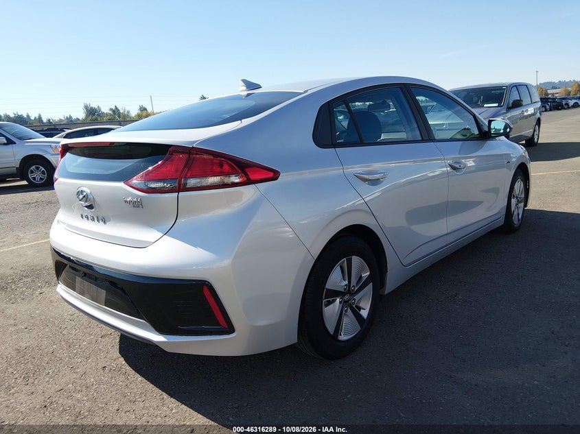 Vin: kmhc65lc9ju099759, lot: 46816511, hyundai ioniq hybrid blue 20184