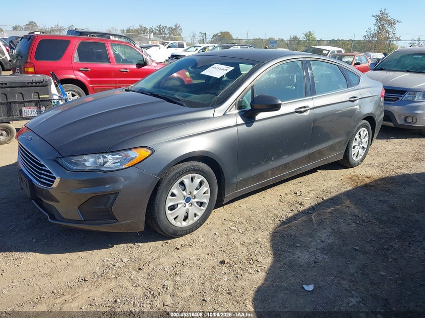 Vin: 3fa6p0g73kr282359, lot: 46816630, ford fusion s 20192
