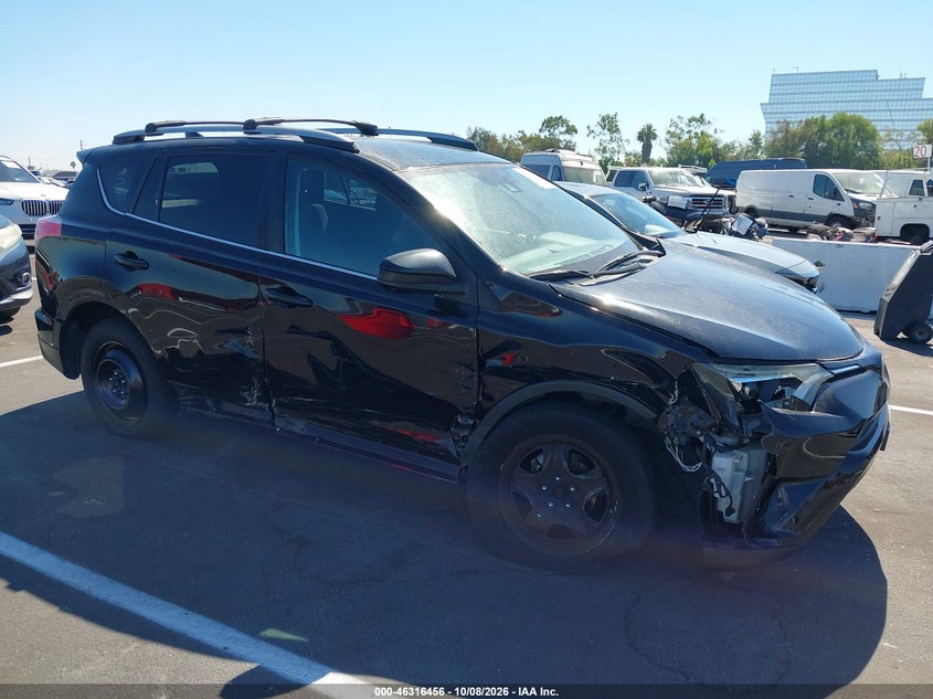 Vin: 2t3zfrev4jw448060, lot: 46816678, toyota rav4 le 20181
